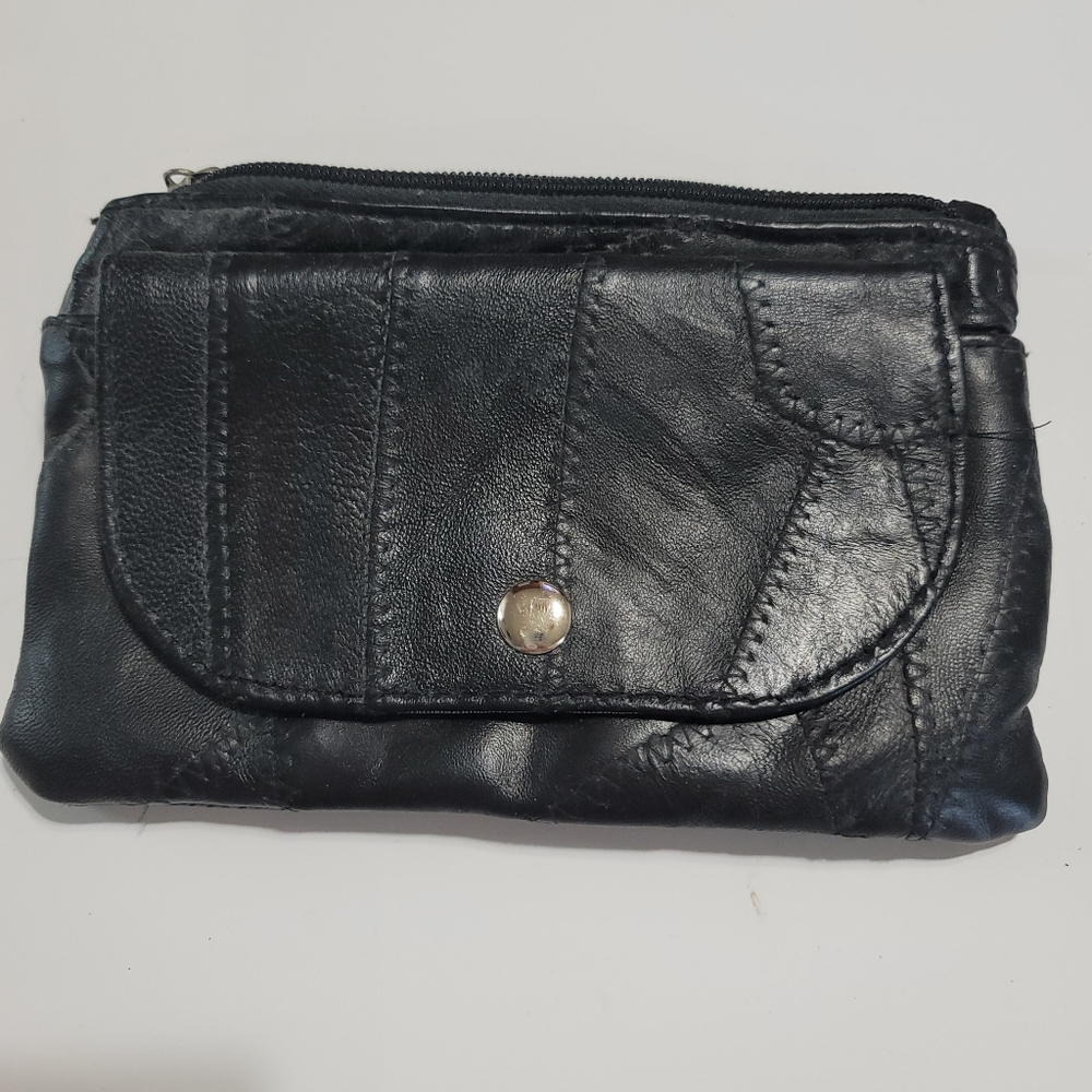 Black LEATHER Coinpurse Wallet Billfold Card‎ Holder Zip Snap Pockets SOFT euc